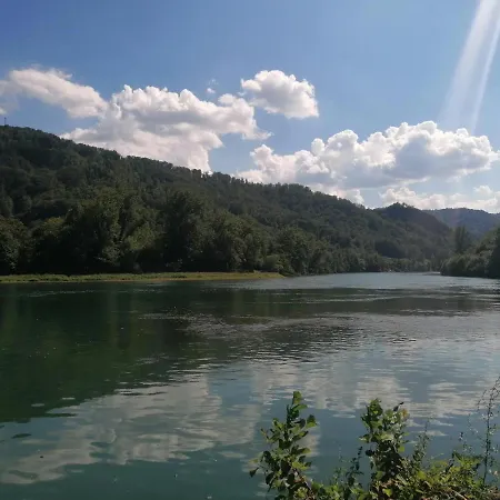 Vikendica Na Drini Drinski Odmor Vikendica *
