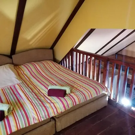 펜션 Vikendica Na Drini Drinski Odmor Crnca