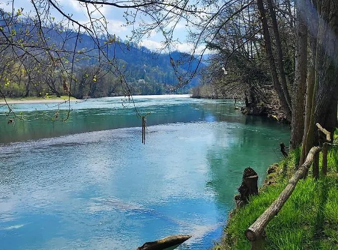 Vikendica Na Drini Drinski Odmor Case de vacanță Crnca