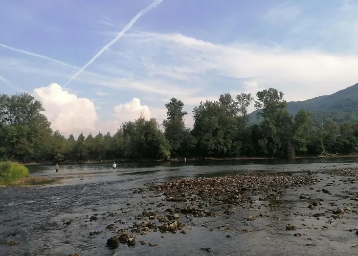Vikendica Na Drini Drinski Odmor Case de vacanță Crnca
