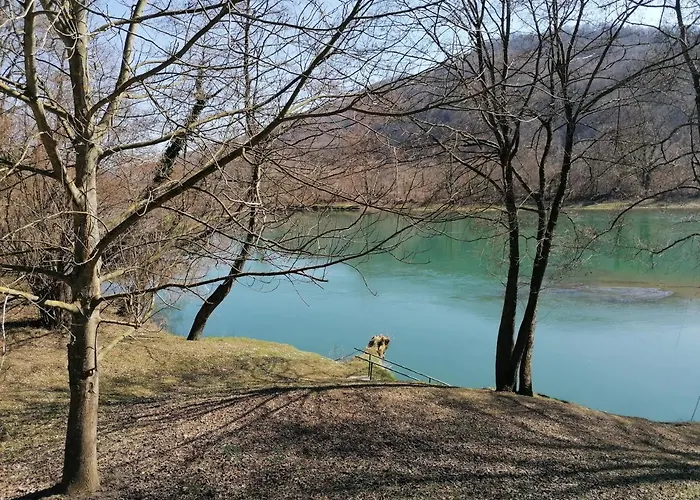 Vikendica Na Drini Drinski Odmor Case de vacanță *