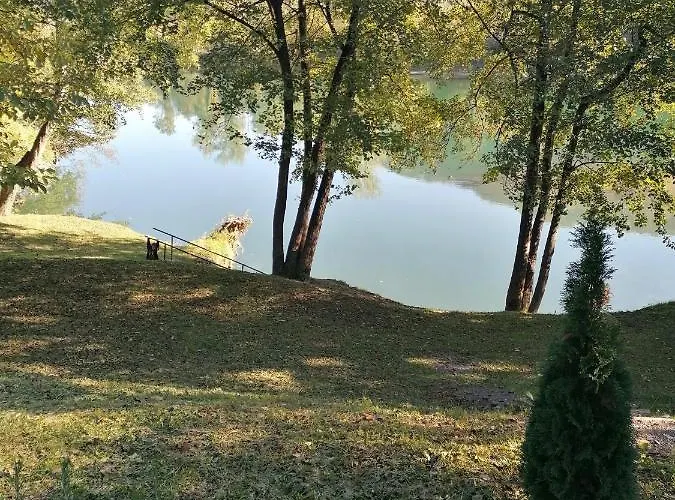 Vikendica Na Drini Drinski Odmor