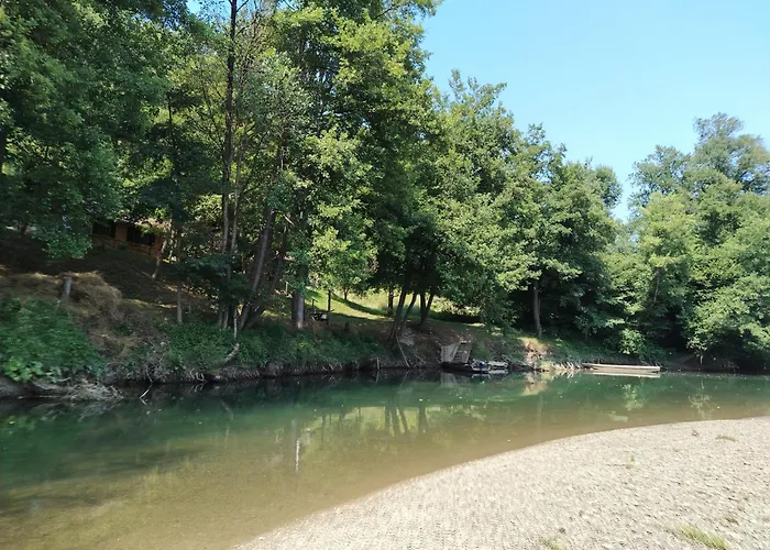 Vikendica Na Drini Drinski Odmor *